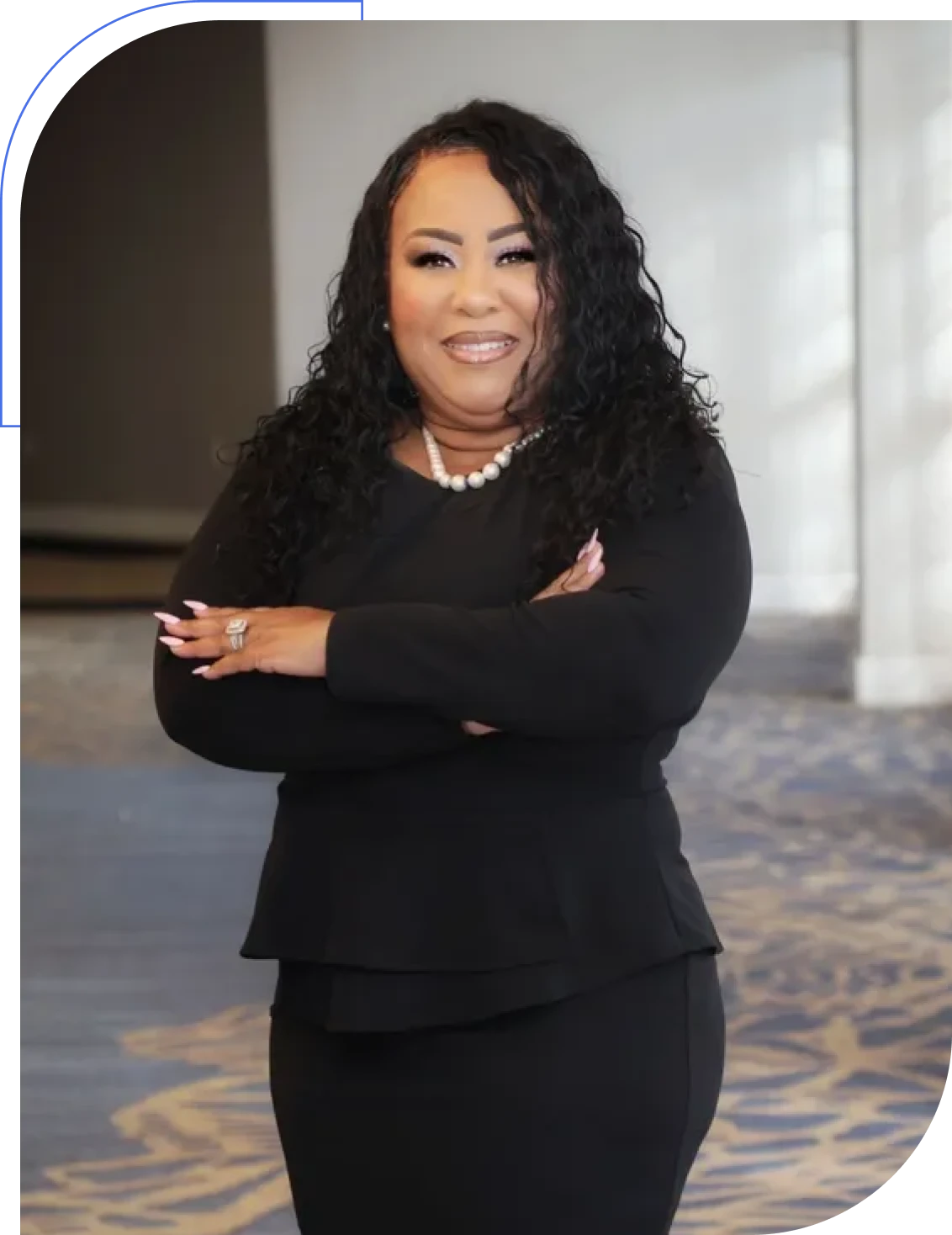 Woman posing with arms crossed